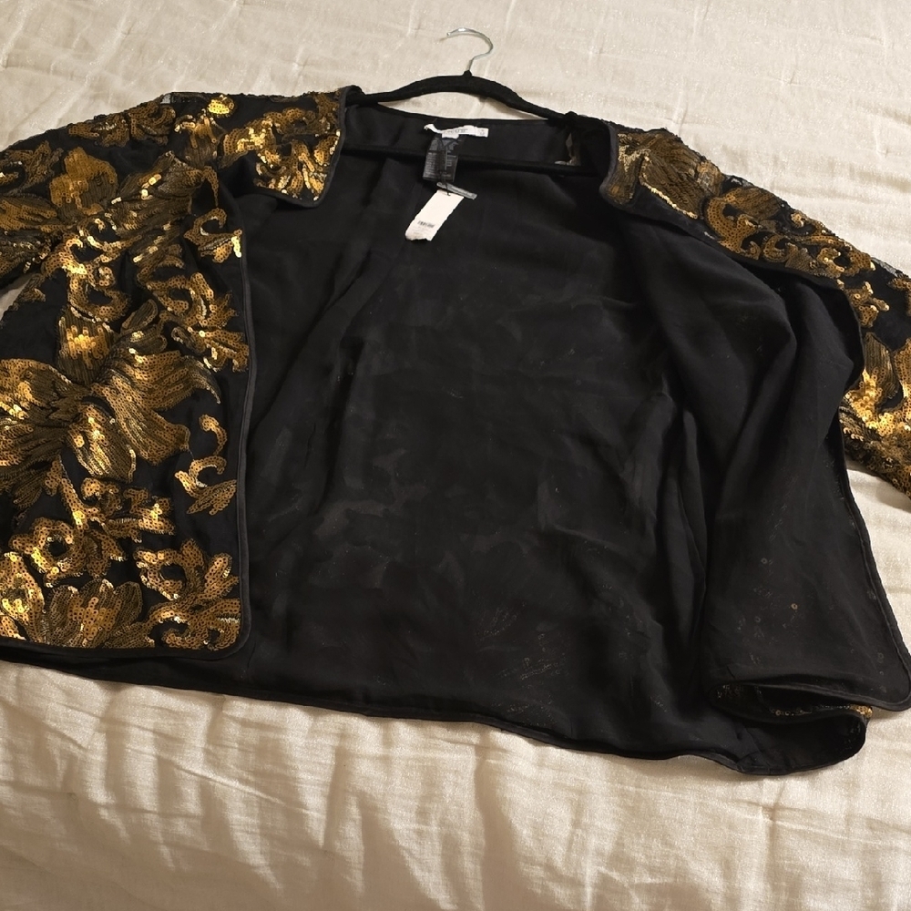 Chico's Black and Gold Embroidered Sequin Jacket Size 4 - Picture 15 of 16